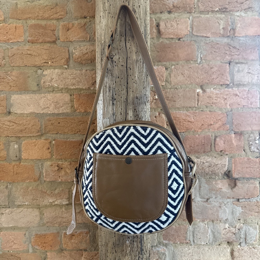 Hopofly Stylish Crossbody Bag Calf Hair Brown Leather Trim Boho Western
